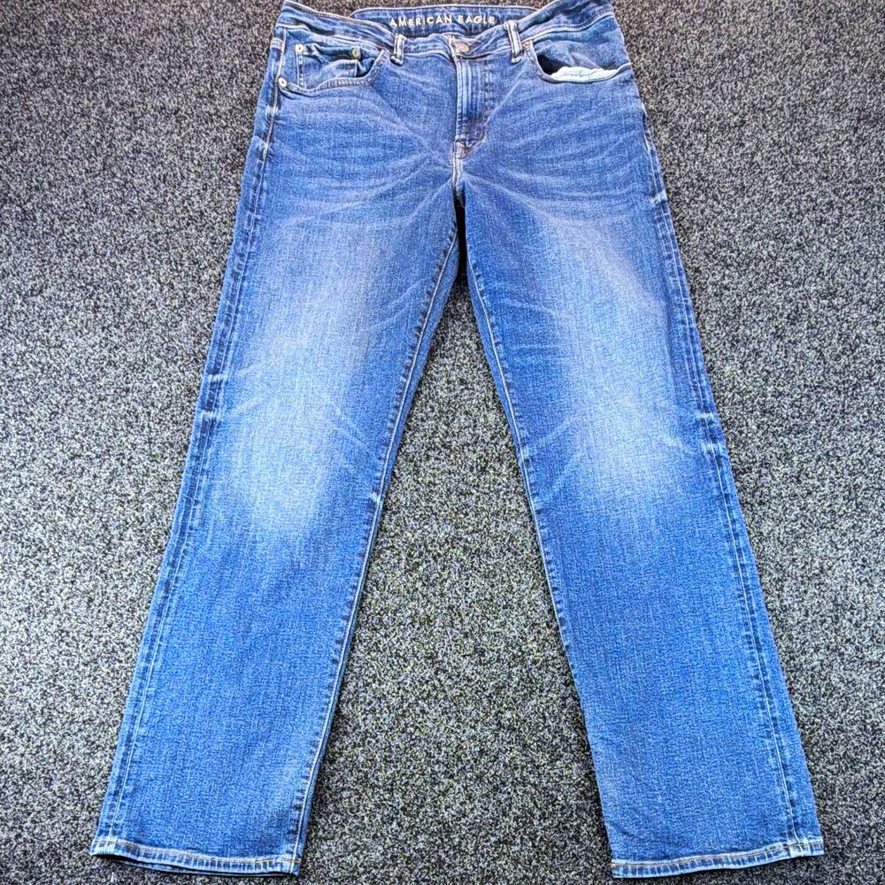 American Eagle Men’s AirFlex+ Straight Fit Medium Wash Blue Stretch Denim Jeans
